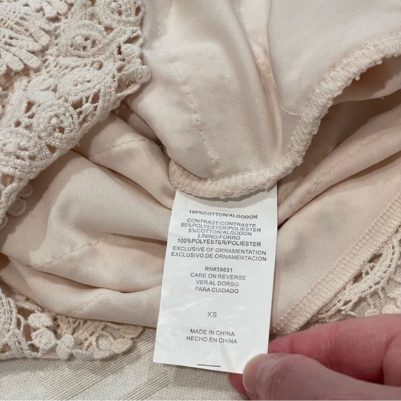 Crochet Cream Mini Skirt - Picture 6 of 9